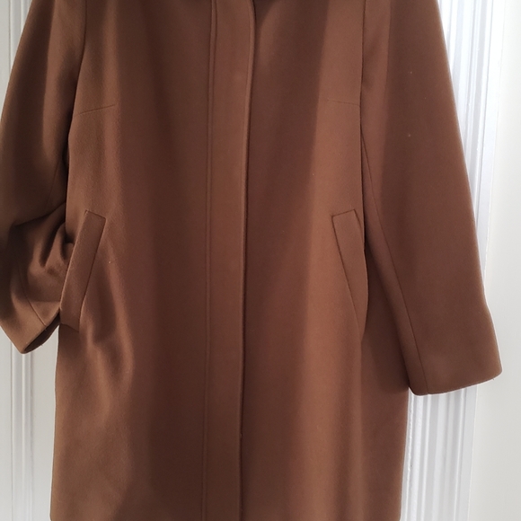 Womans plus size winter coat - Picture 5 of 6